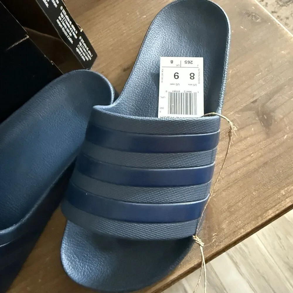 New In Box Adidas Adilette Aqua Slide Sandals Blue unisex Men’s 8 Woman’s 9